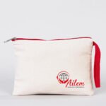 Clutch 21x15 cm Red Zipper (Customizable) - istecanta.com