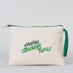 Clutch 21x15 cm Green Zipper (Customizable) - istecanta.com