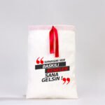 Red Ribboned Cloth Bag - 20x30 cm (Customizable) - istecanta.com